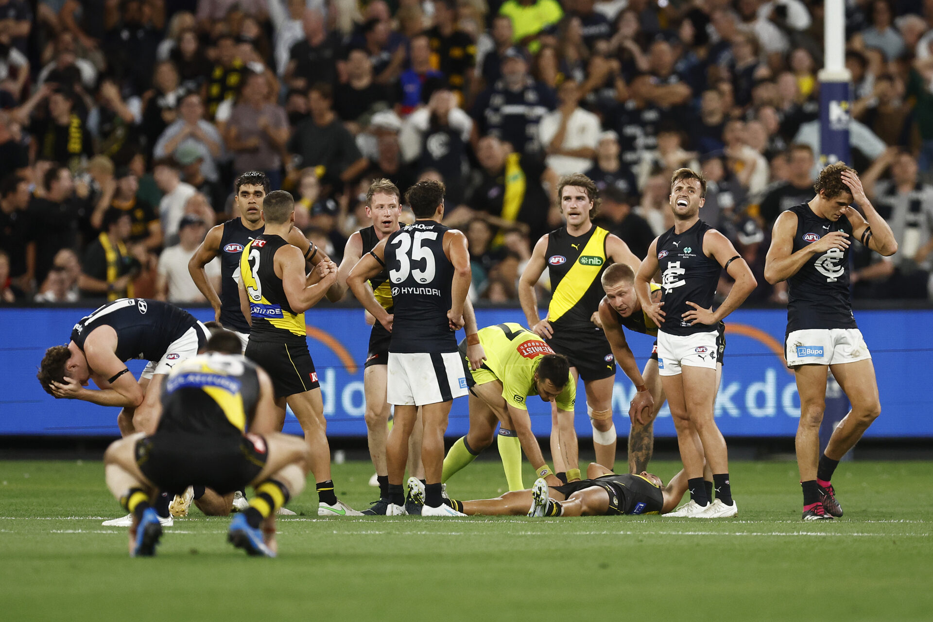 AFL reportedly weighing up shock change to Round 1 fixture for 2024