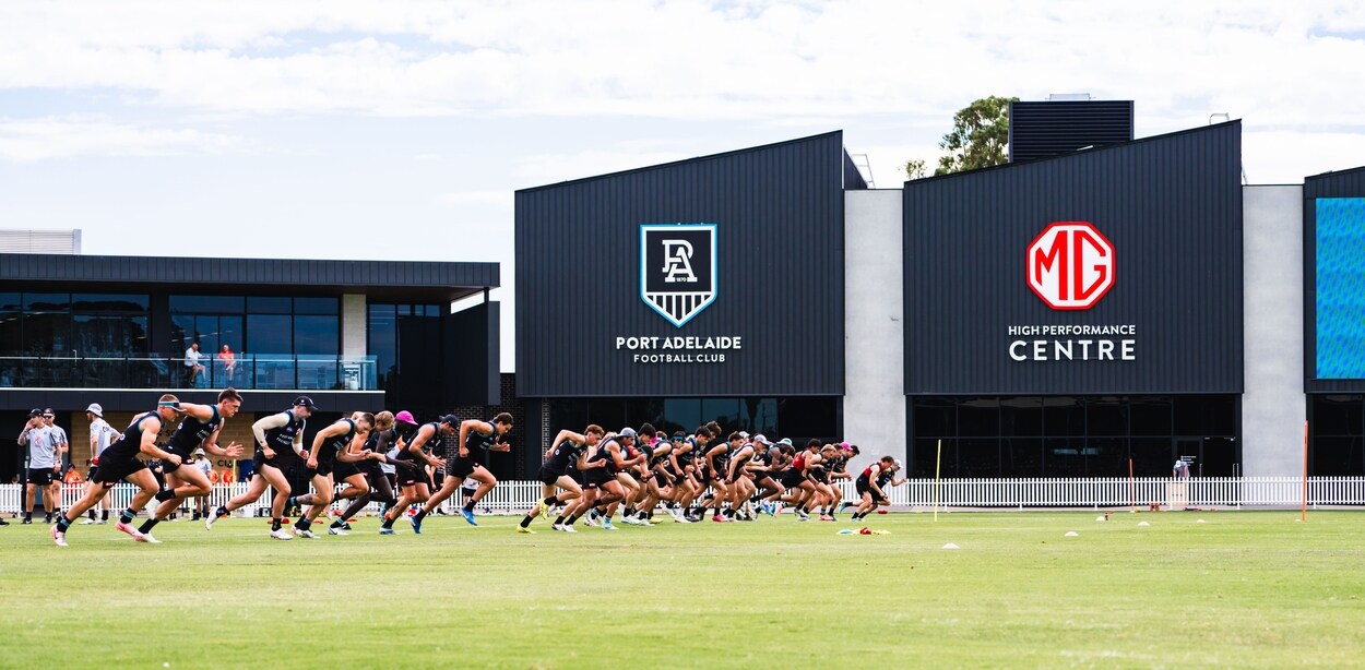 Port Adelaide hits the track. Photo: Matt Sampson/Port Adelaide